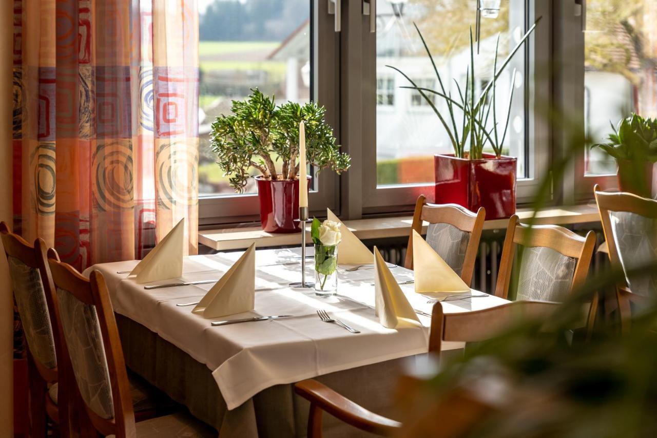 Gasthaus Hotel Zum Mohren Niederstotzingen Kültér fotó