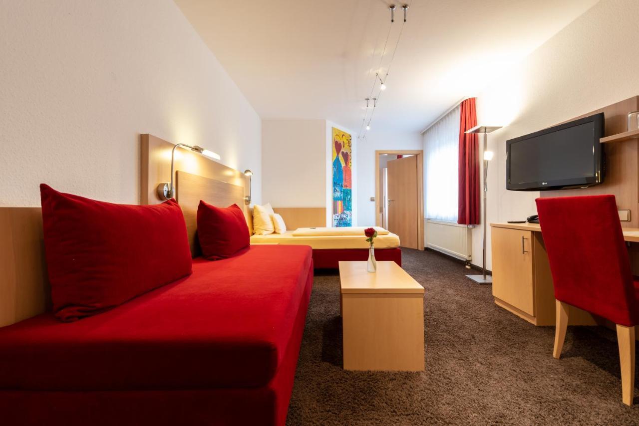 Gasthaus Hotel Zum Mohren Niederstotzingen Kültér fotó