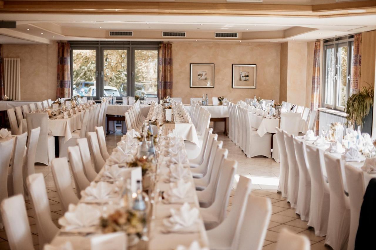 Gasthaus Hotel Zum Mohren Niederstotzingen Kültér fotó